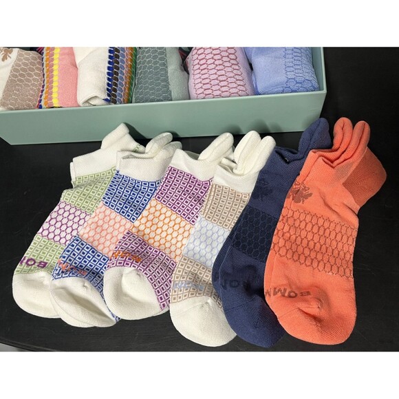 Bombas Women's Ankle Socks 12-Pack Gift Box Size Medium 8-10.5 NEW - Picture 2 of 4